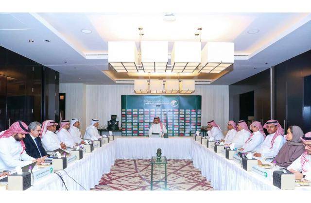 沙特联赛2023-24赛季扩军18队 外援8人可同时登场