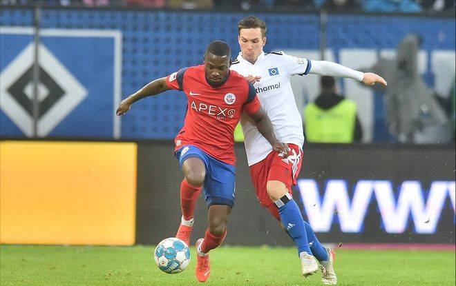 恭喜谢晖！大连人队即将起飞，一口气补强两名外援，曾是德甲名将